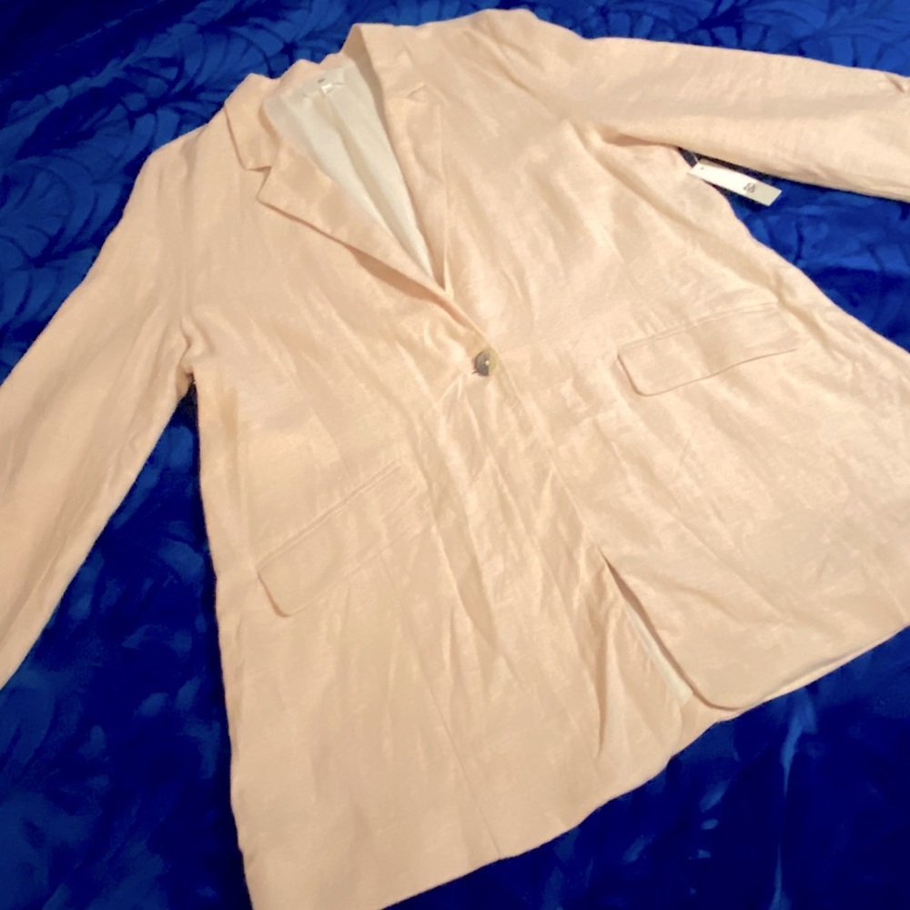 BP. Boyfriend blazer size L NWT blush pink